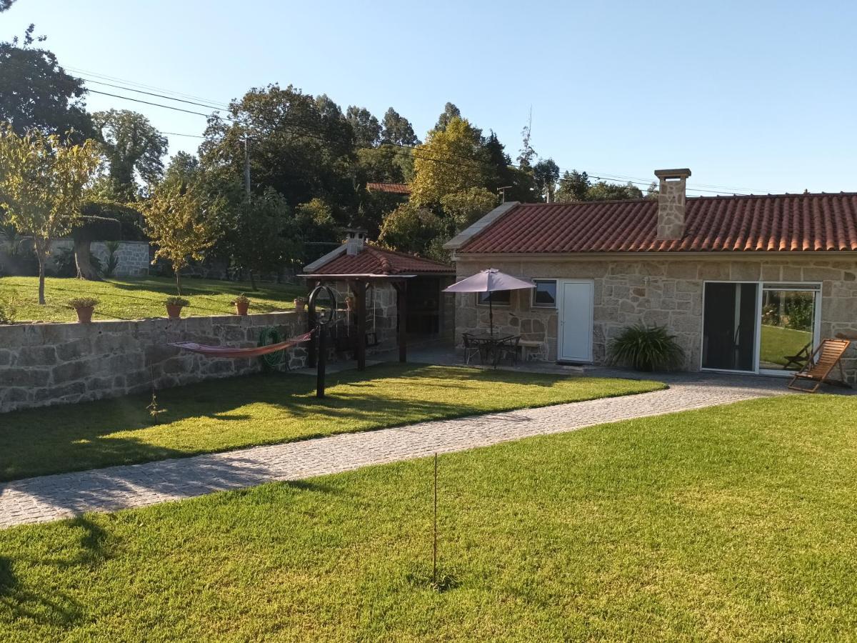 Casa Da Rosinha - Minho, Portugal Villa อาร์กอสเดวัลเดเวซ ภายนอก รูปภาพ