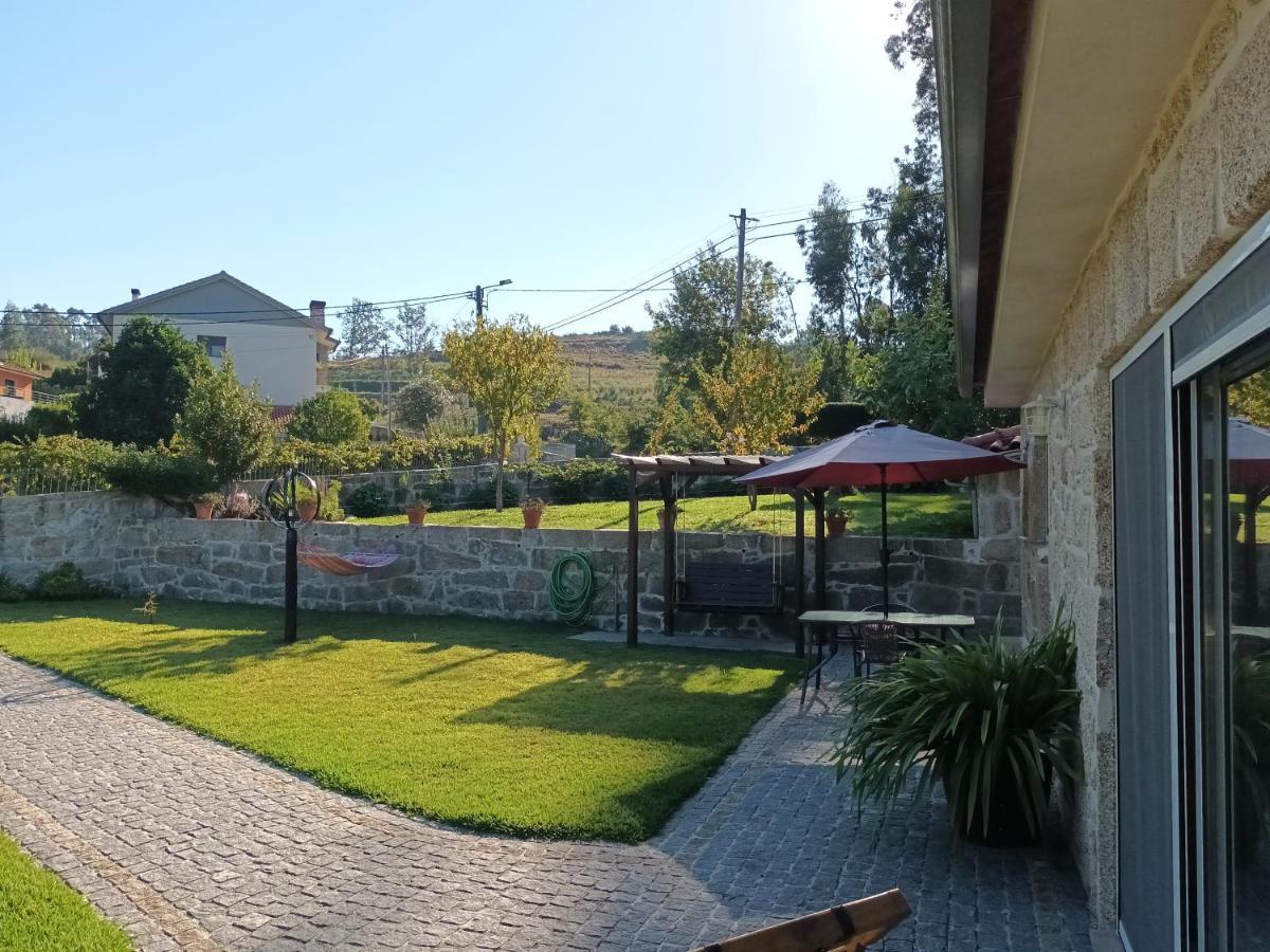 Casa Da Rosinha - Minho, Portugal Villa อาร์กอสเดวัลเดเวซ ภายนอก รูปภาพ